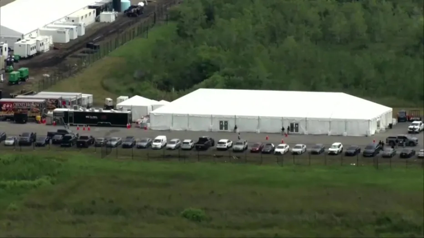 Deportation Flights Begin at Florida’s 'Alligator Alcatraz'