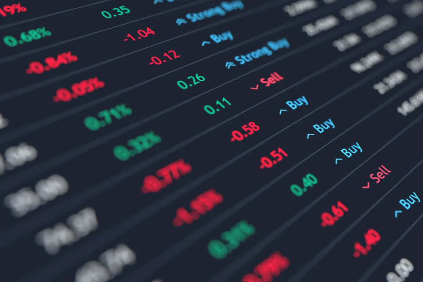S&P 500 Slips as Eli Lilly Drops; Nasdaq Hits Another Record Close